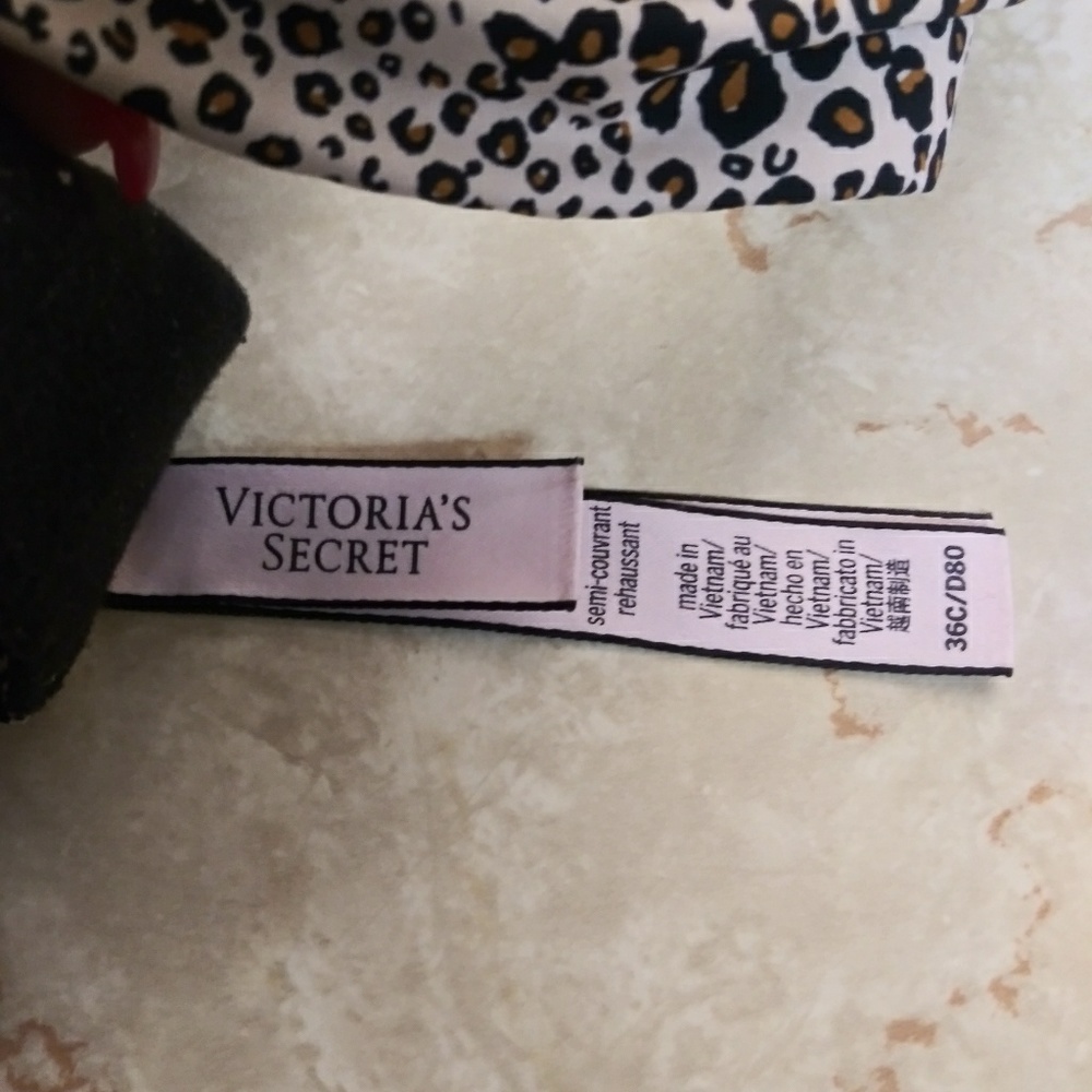 VS bra - Picture 3 of 3